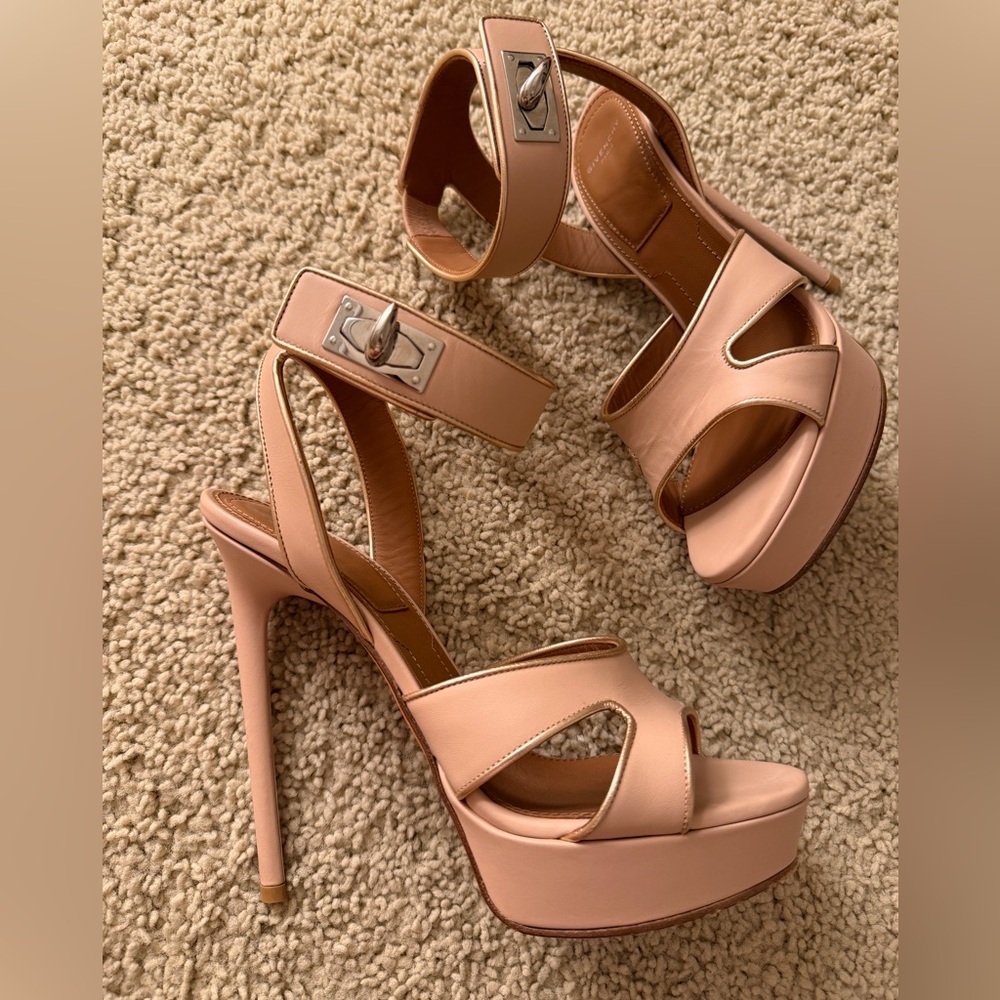 Gorgeous Givenchy High Heeled Sandals - Picture 2 of 7
